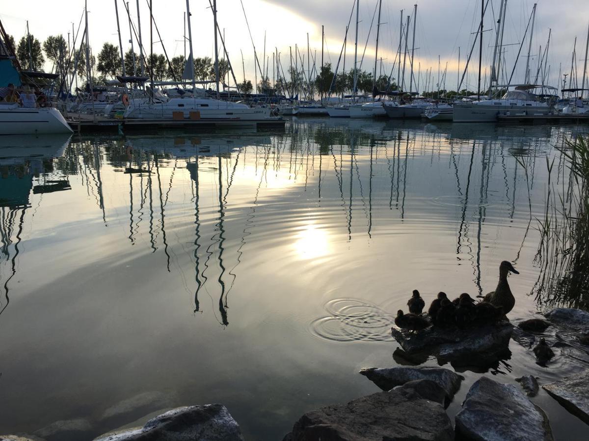 Lido Riviéra, Relux Apartman Balatonlelle Exterior foto